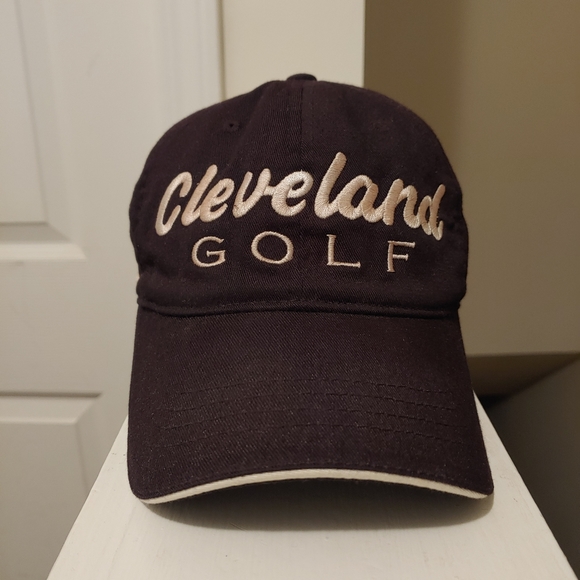 Cleveland Golf Men's stretchable Black Hat - Picture 2 of 8